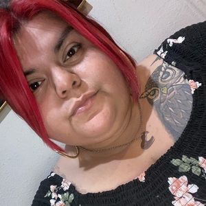 Meet your Posher, Lorena